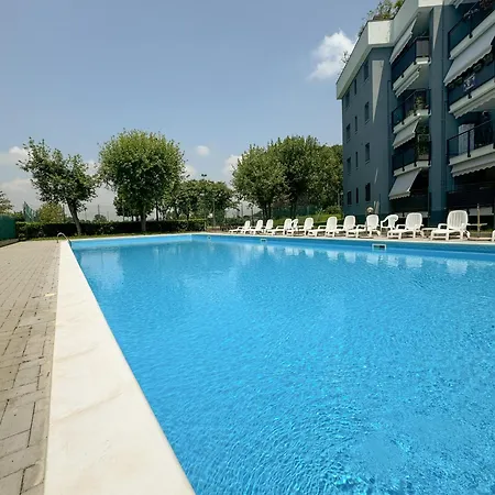 Διαμέρισμα Kandinsky - With Pool Settimo Milanese